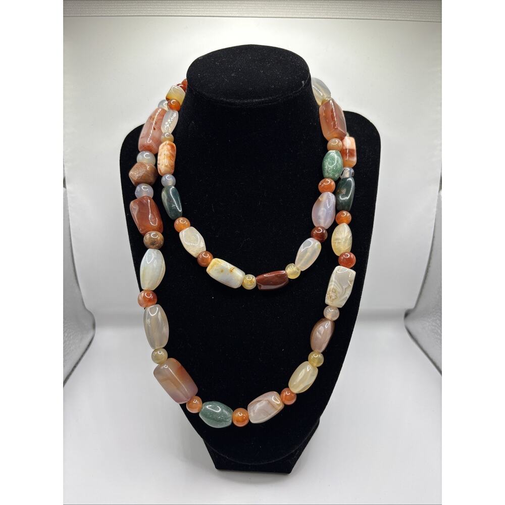 VINTAGE MULTI COLORED SEMI PRECIOUS GEMSTONE NECKLACE 36” LONG BARREL CLASP
